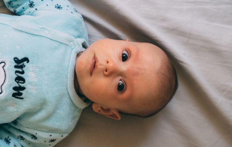 Baby Keeps Rubbing Face Into Mattress (Here’s Why)